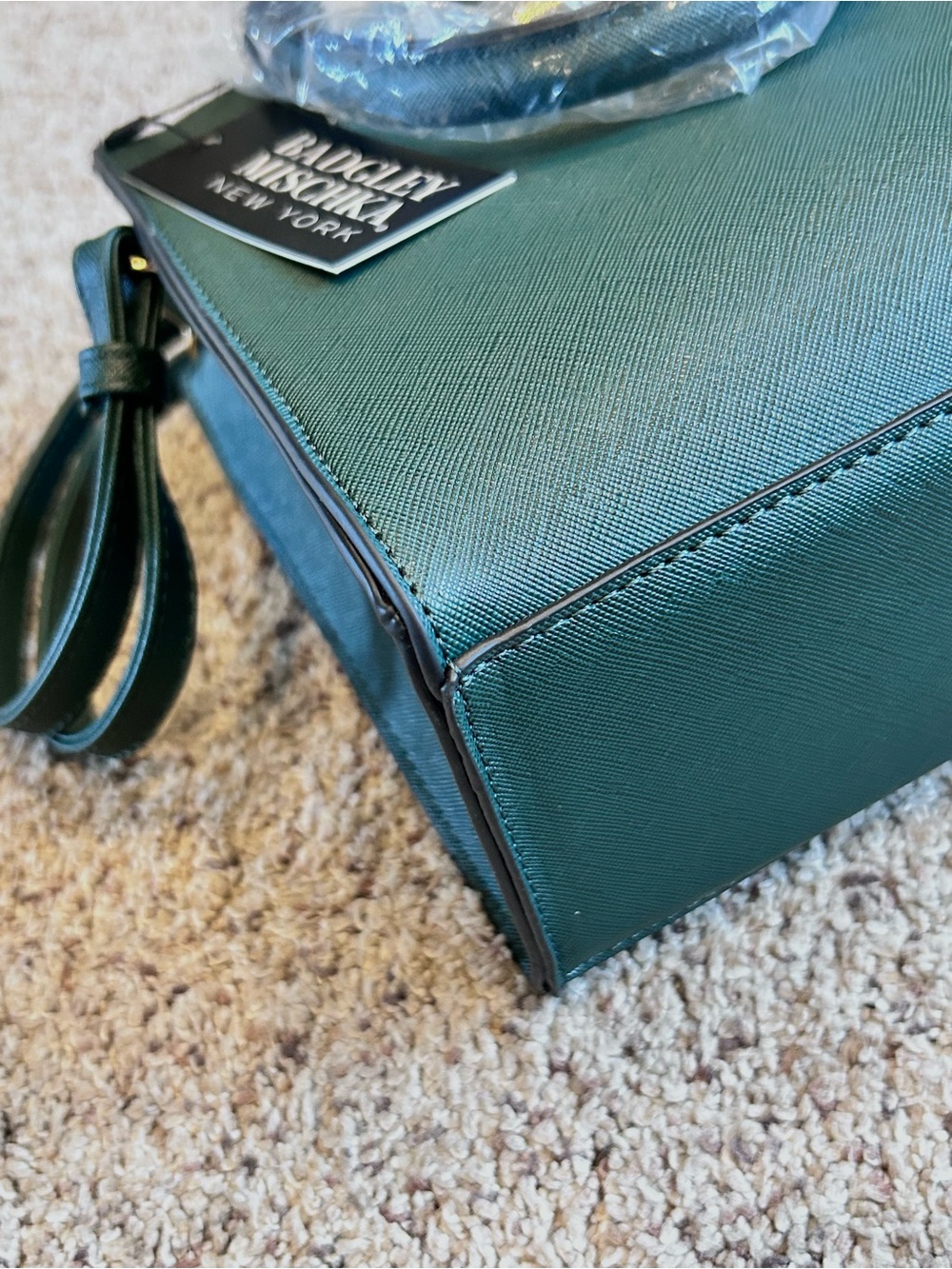 Badgley Mischka Vegan Saffiano Leather Emerald Green Crossbody Handbag 9x8 NEW - Picture 11 of 15
